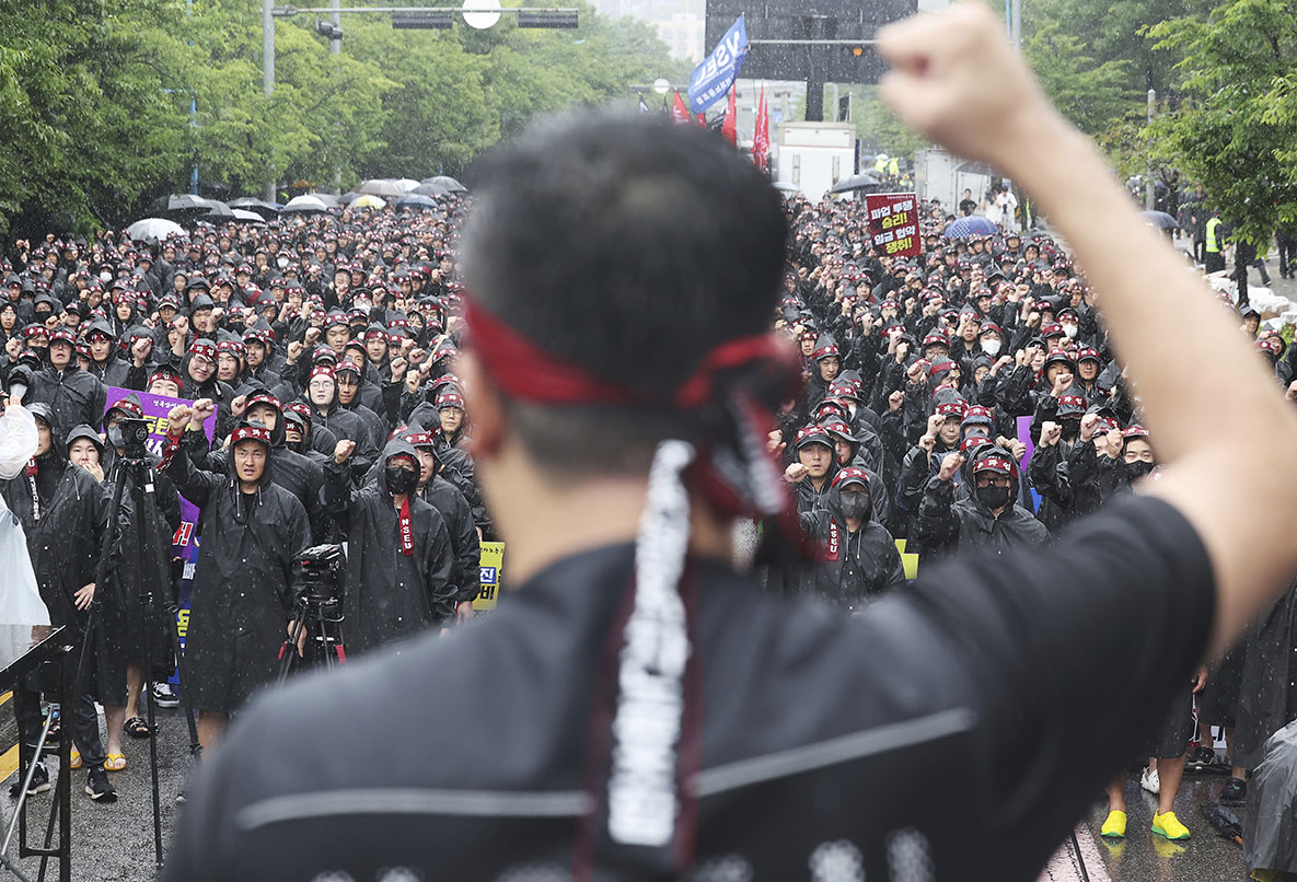 South Korea Workers At Samsung Announce Indefinite Strike Action ...